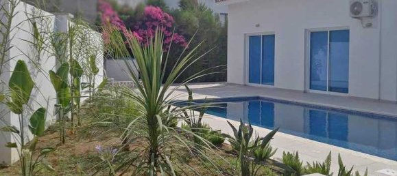 4 bedrooms Commercial property in Strovolos, Cyprus No. 17977 8