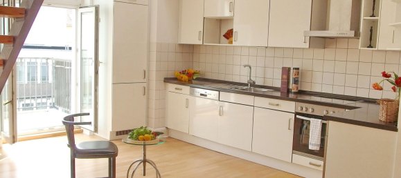 Dúplex de 3 dormitorios en Mitte, Germany No. 217994 3