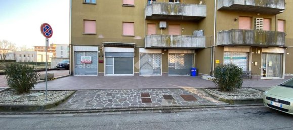 150m² Warehouse in Carpi, Italy No. 378345 3