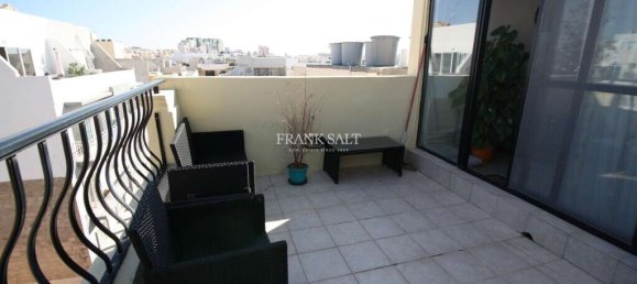 3 chambres Penthouse à Sliema, Malta No. 9387 25