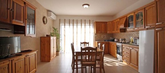 3 chambres Penthouse à Sliema, Malta No. 9387 28