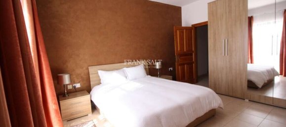 3 chambres Penthouse à Sliema, Malta No. 9387 34