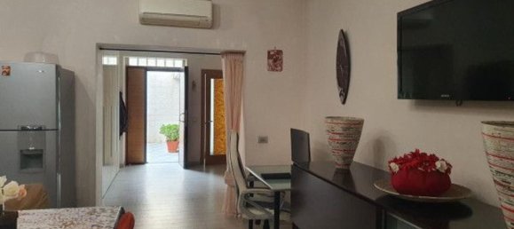 5 bedrooms Villa in Aversa, Italy No. 347311 4
