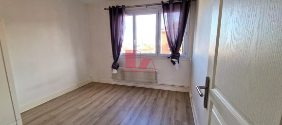 2 غرف نوم شقة في Viry-Chatillon, France رقم 169845 7