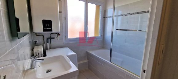 2 غرف نوم شقة في Viry-Chatillon, France رقم 169845 10