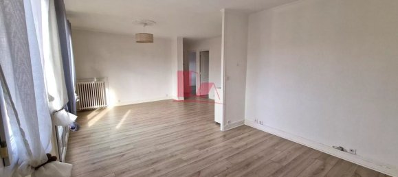 2 غرف نوم شقة في Viry-Chatillon, France رقم 169845 2