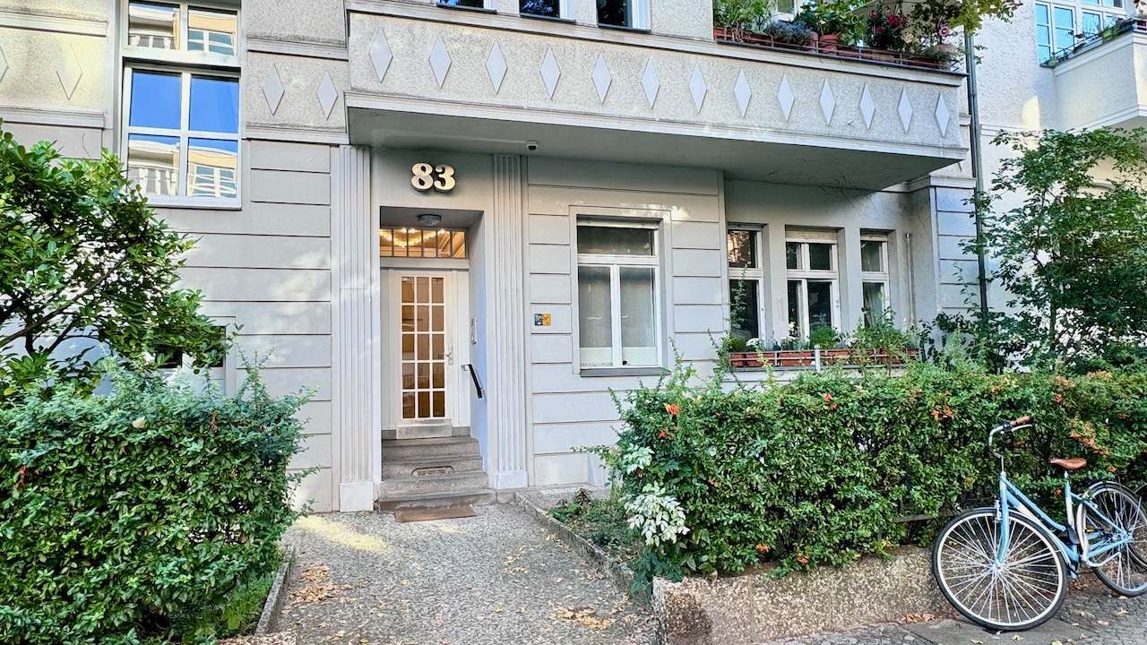 5-salle Appartement à Wilmersdorf, Germany No. 33308