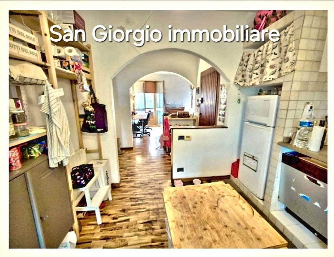 Apartamento de 4 divisões em Pisa, Italy N.º 76536