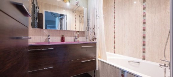 3 chambres Appartement à Châtenay-Malabry, France No. 182070 8