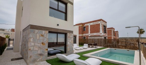 3 Schlafzimmer Villa in Alicante, Spain, Nr. 16556 26