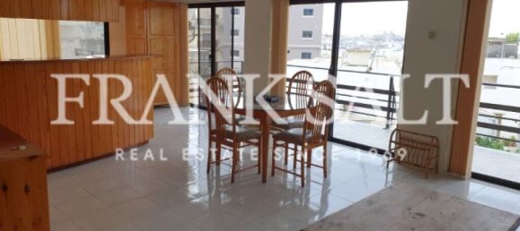 2 bedrooms Maisonette in Gzira, Malta No. 6802 2
