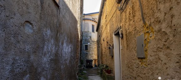 7 bedrooms House in Casanova Lerrone, Italy No. 372161 9