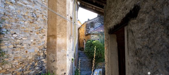 7 bedrooms House in Casanova Lerrone, Italy No. 372161 8