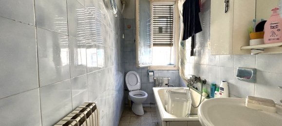 4 Schlafzimmer Wohnung in Sassuolo, Italy, Nr. 327211 9