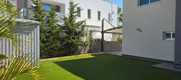 4 bedrooms Villa in Agios Athanasios, Cyprus No. 5780 7