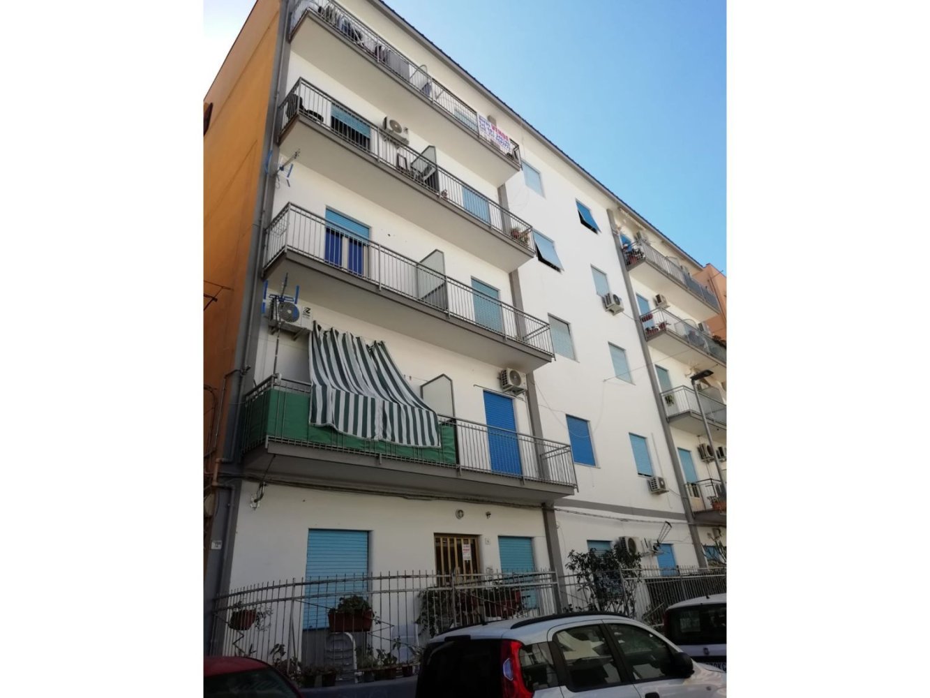 2 Schlafzimmer Wohnung in Palermo, Italy, Nr. 331701