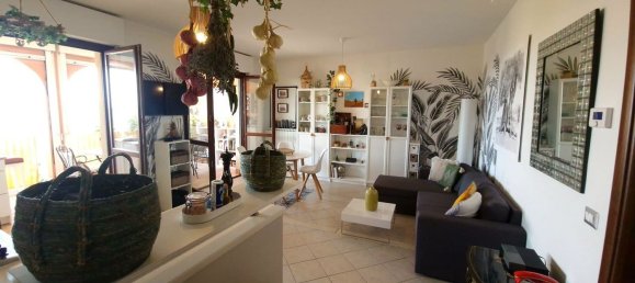 Квартира с 2 спальнями в Колоннелла, Италия № 322884 39