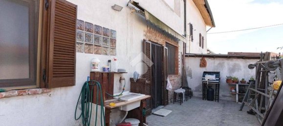 2 Schlafzimmer Haus in Cirié, Italy, Nr. 330754 4