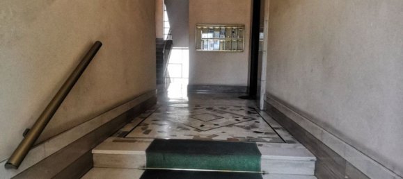 3 Schlafzimmer Wohnung in Turin, Italy, Nr. 317900 2