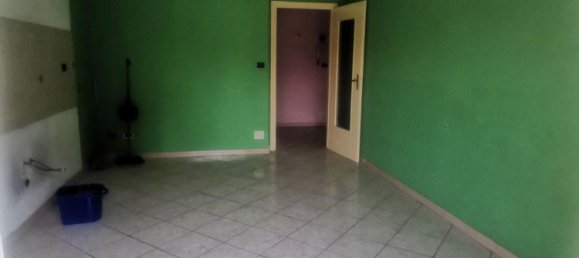 3 Schlafzimmer Wohnung in Turin, Italy, Nr. 317900 8