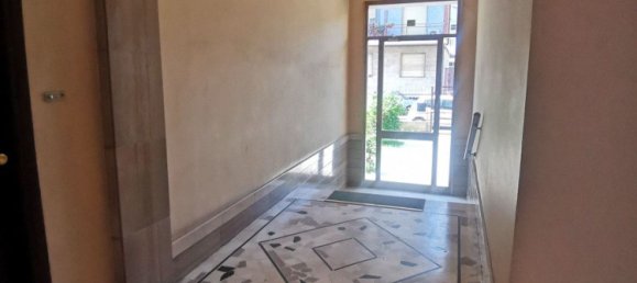 3 Schlafzimmer Wohnung in Turin, Italy, Nr. 317900 4