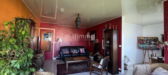 2 chambres Appartement à Torcy, France No. 331368 7