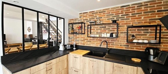 4 bedrooms House in Chambourcy, France No. 121531 5