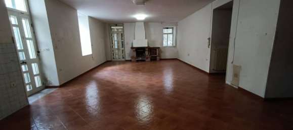5 rooms Apartment in Casagiove, Italy No. 30943 21