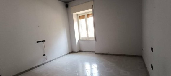 5 rooms Apartment in Casagiove, Italy No. 30943 15