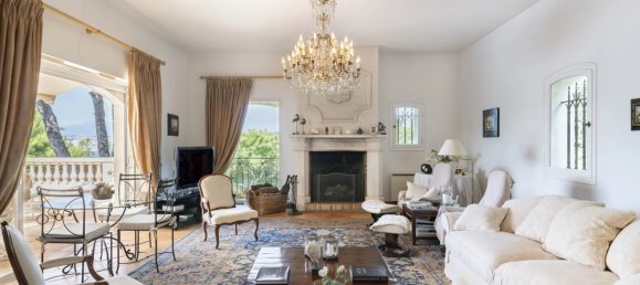 6 bedrooms Villa in Antibes, France No. 1777 19