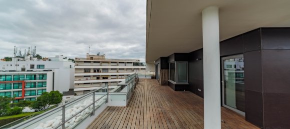 4 bedrooms Duplex in Cascais, Portugal No. 96378 24