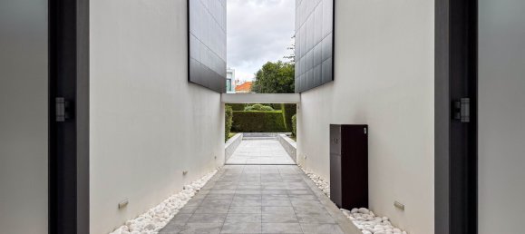 4 bedrooms Duplex in Cascais, Portugal No. 96378 27