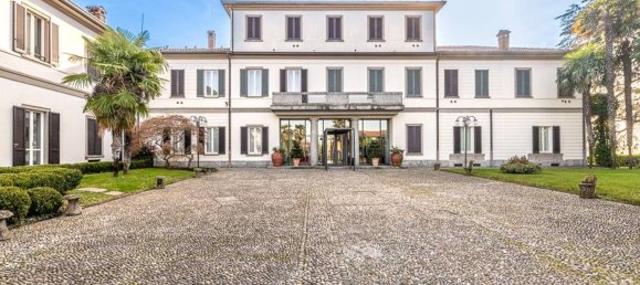 Villa de 34 divisões em Figino Serenza, Italy N.º 63591 37