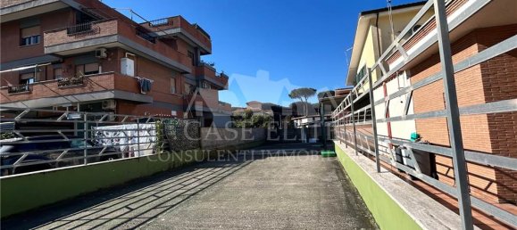 Propiedad comercial de 4 habitaciónes en Anzio, Italy No. 153507 5