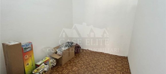 Propiedad comercial de 4 habitaciónes en Anzio, Italy No. 153507 25