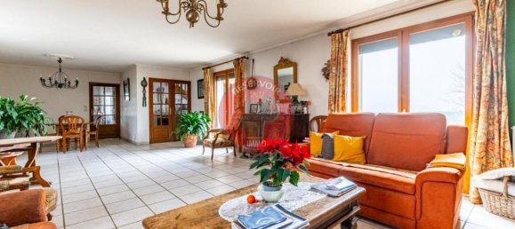 6 chambres Maison à Magny-sur-Tille, France No. 51071 2