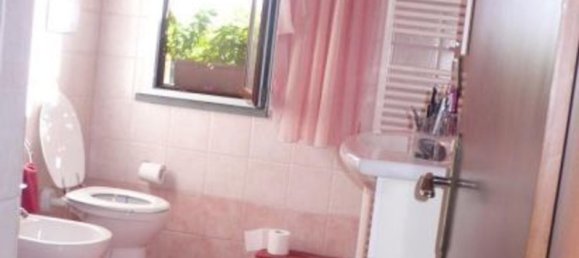 9 rooms Apartment in Fucecchio, Italy No. 35715 30