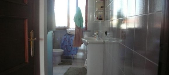 9 rooms Apartment in Fucecchio, Italy No. 35715 35