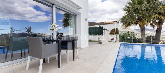 3 Schlafzimmer Haus in Orba, Spain, Nr. 19769 11