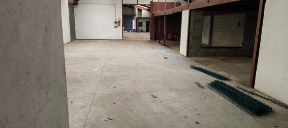 Коммерческая недвижимость 1297м² в Мери-сюр-Уаз, Франция № 354056 2