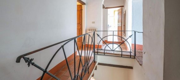 26 rooms House in Marsciano, Italy No. 55616 38