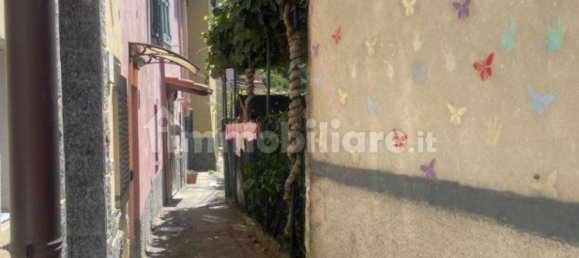 2 bedrooms House in Genoa, Italy No. 264628 3