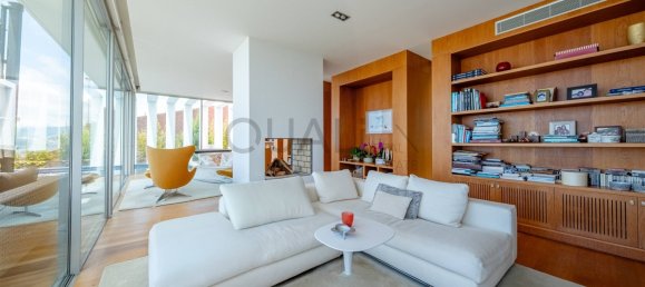 4 bedrooms Villa in Funchal, Portugal No. 221420 2