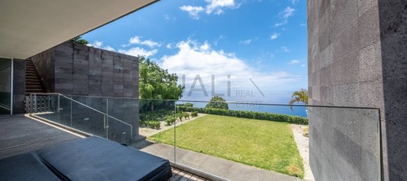 4 bedrooms Villa in Funchal, Portugal No. 221420 20
