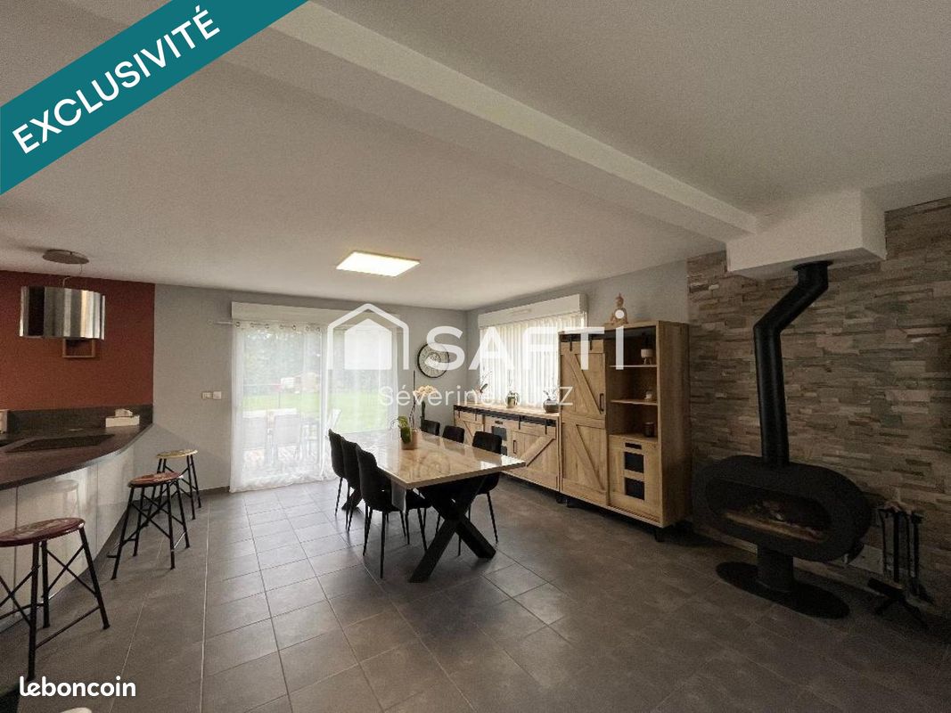 4 bedrooms House in Pas-de-Calais, France No. 216881