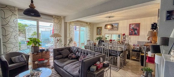 2 bedrooms Apartment in Vaux-sur-Mer, France No. 293755 3