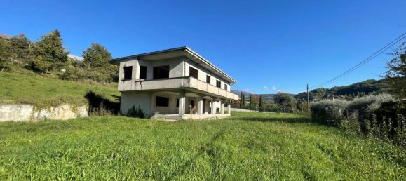 4 Schlafzimmer Villa in Sora, Italy, Nr. 53529 11