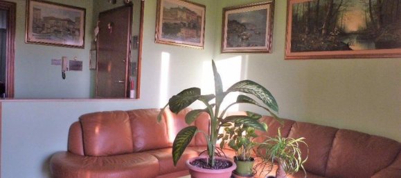 6 rooms Apartment in Altopascio, Italy No. 39112 15