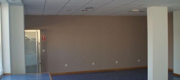 88m² Commercial property in Arroyo de la Encomienda, Spain No. 149478 2