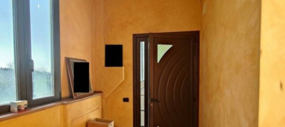 299m² Warehouse in Parma, Italy No. 257679 5